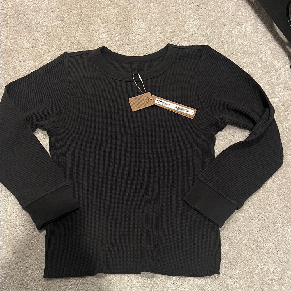 SKIMS waffle long sleeve baby tee in ash - Picture 2 of 3